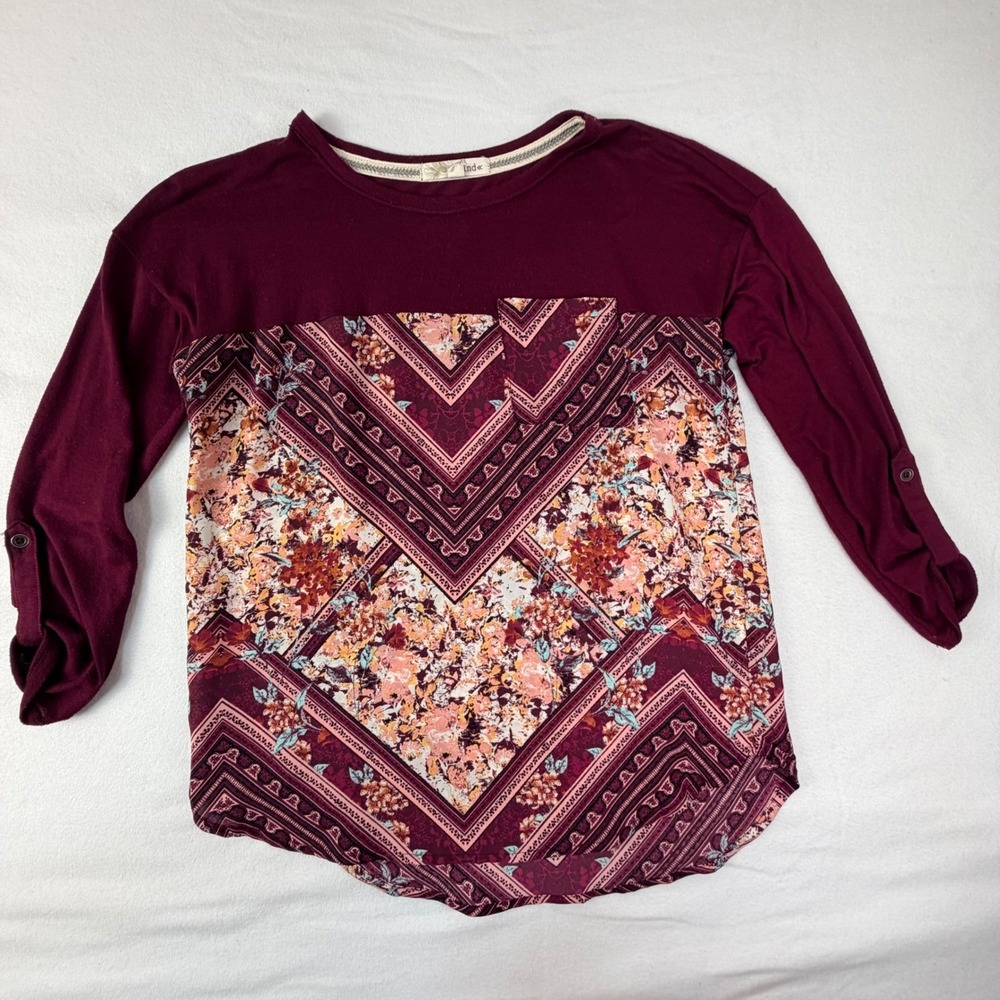 Rewind Women Top Small Burgundy Mixed Media Floral Chevron Roll Tab Sleeve